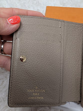 LOUIS VUITTON EMPREINTE CLEA WALLET, TURTLEDOVE