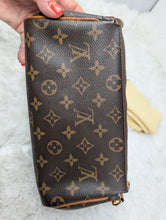 LOUIS VUITTON MONOGRAM EVA