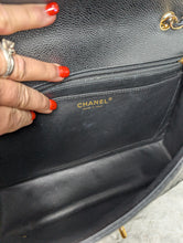 CHANEL BLACK CAVIAR SINGLE FLAP JUMBO
