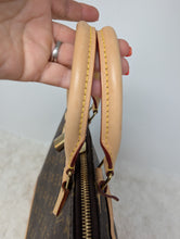 LOUIS VUITTON MONOGRAM ALMA MM