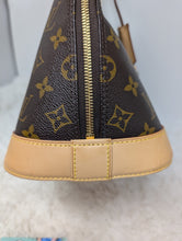 LOUIS VUITTON MONOGRAM ALMA MM