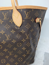 LOUIS VUITTON NEVERFULL MM, RED INTERIOR