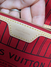 LOUIS VUITTON NEVERFULL MM, RED INTERIOR
