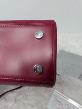 LOUIS VUITTON EPI BREA MM, FUSHIA