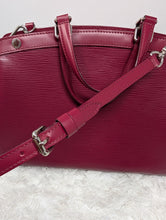LOUIS VUITTON EPI BREA MM, FUSHIA