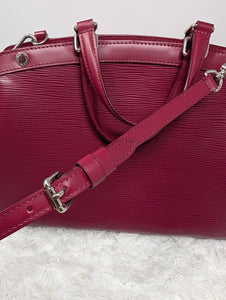 LOUIS VUITTON EPI BREA MM, FUSHIA