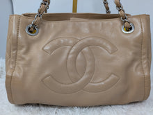 CHANEL HOBO BAG
