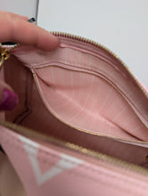 LOUIS VUITTON BY THE POOL SPEEDY 25 BANDOULIERE