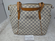 LOUIS VUITTON AZUR TOTALLY MM