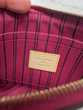 LOUIS VUITTON MONOGRAM PM POCHETTE WRISTLET