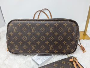 LOUIS VUITTON MONOGRAM NEVERFULL MM AND POUCH
