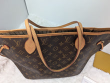 LOUIS VUITTON MONOGRAM NEVERFULL MM AND POUCH