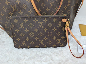 LOUIS VUITTON MONOGRAM NEVERFULL MM AND POUCH