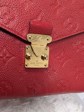 LOUIS VUITTON RED EMPREINTE METIS POCHETTE