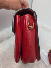 LOUIS VUITTON RED EMPREINTE METIS POCHETTE