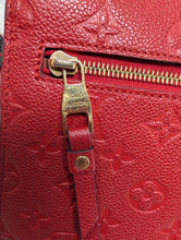 LOUIS VUITTON RED EMPREINTE METIS POCHETTE