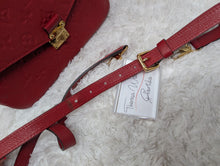 LOUIS VUITTON RED EMPREINTE METIS POCHETTE