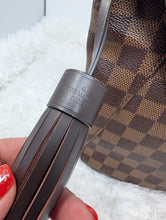 LOUIS VUITTON SOUTHBANK BESACE