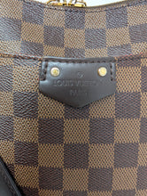 LOUIS VUITTON SOUTHBANK BESACE