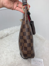 LOUIS VUITTON SOUTHBANK BESACE