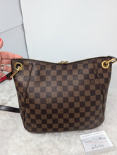 LOUIS VUITTON SOUTHBANK BESACE
