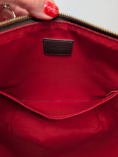 LOUIS VUITTON SOUTHBANK BESACE