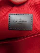 LOUIS VUITTON SOUTHBANK BESACE