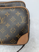 LOUIS VUITTON MONOGRAM NILE CROSSBODY, VERY EXCELLENT