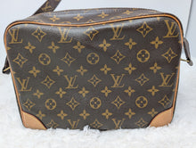 LOUIS VUITTON MONOGRAM NILE CROSSBODY, VERY EXCELLENT