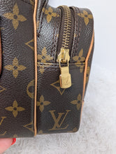 LOUIS VUITTON MONOGRAM NILE CROSSBODY, VERY EXCELLENT