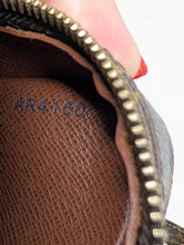 LOUIS VUITTON MONOGRAM NILE CROSSBODY, VERY EXCELLENT