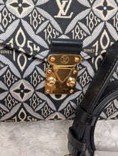 LOUIS VUITTON LIMITED EDITION 1854 COLLECTION METIS POCHETTE