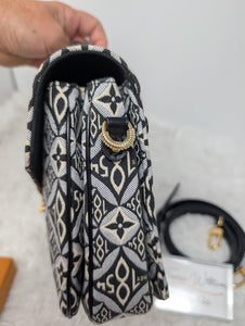 LOUIS VUITTON LIMITED EDITION 1854 COLLECTION METIS POCHETTE