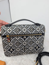 LOUIS VUITTON LIMITED EDITION 1854 COLLECTION METIS POCHETTE