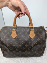 LOUIS VUITTON MONOGRAM SPEEDY 30