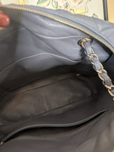 CHANEL MATELASSE CAMERA BAG