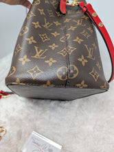 LOUIS VUITTON MONOGRAM RED NEONOE MM