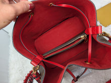 LOUIS VUITTON MONOGRAM RED NEONOE MM