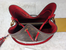 LOUIS VUITTON MONOGRAM RED NEONOE MM