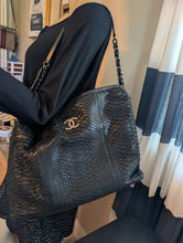 CHANEL BLACK FRENCH RIVIERA PYTHON TOTE