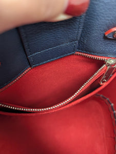 LOUIS VUITTON LOCKME BUCKET, MARINE ROUGE