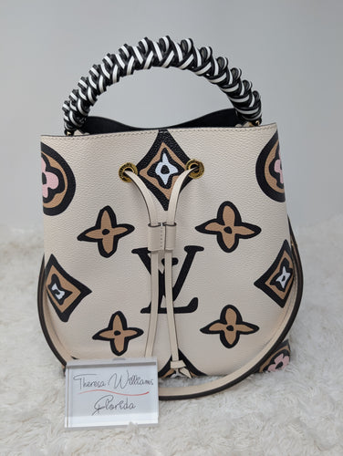 LOUIS VUITTON LIMITED EDITION WILD AT HEART NEONOE MM, LIKE NEW
