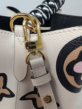 LOUIS VUITTON LIMITED EDITION WILD AT HEART NEONOE MM, LIKE NEW