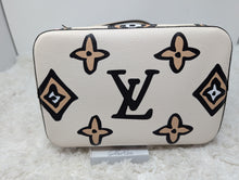 LOUIS VUITTON LIMITED EDITION WILD AT HEART NEONOE MM, LIKE NEW
