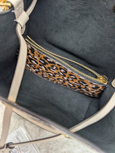 LOUIS VUITTON LIMITED EDITION WILD AT HEART NEONOE MM, LIKE NEW