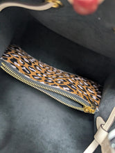 LOUIS VUITTON LIMITED EDITION WILD AT HEART NEONOE MM, LIKE NEW