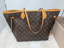 LOUIS VUITTON MONOGRAM NEVERFULL MM, BEIGE INTERIOR