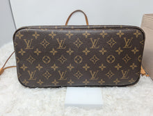 LOUIS VUITTON MONOGRAM NEVERFULL MM, BEIGE INTERIOR