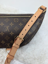 LOUIS VUITTON MONOGRAM BUMBAG