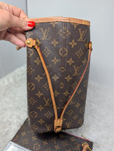 LOUIS VUITTON MONOGRAM NEVERFULL MM, WITH POUCH